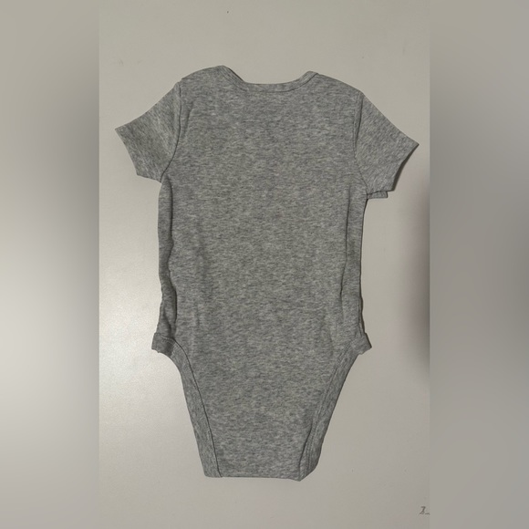 NWT Jumping Beans 12Months Best Sister Ever Rainbow Gray Onesie - Picture 4 of 5